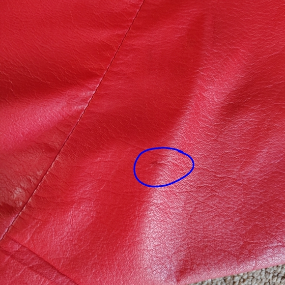 Vintage Wilson Women's Vibrant Red Leather Jacket Size XS - Picture 13 of 13